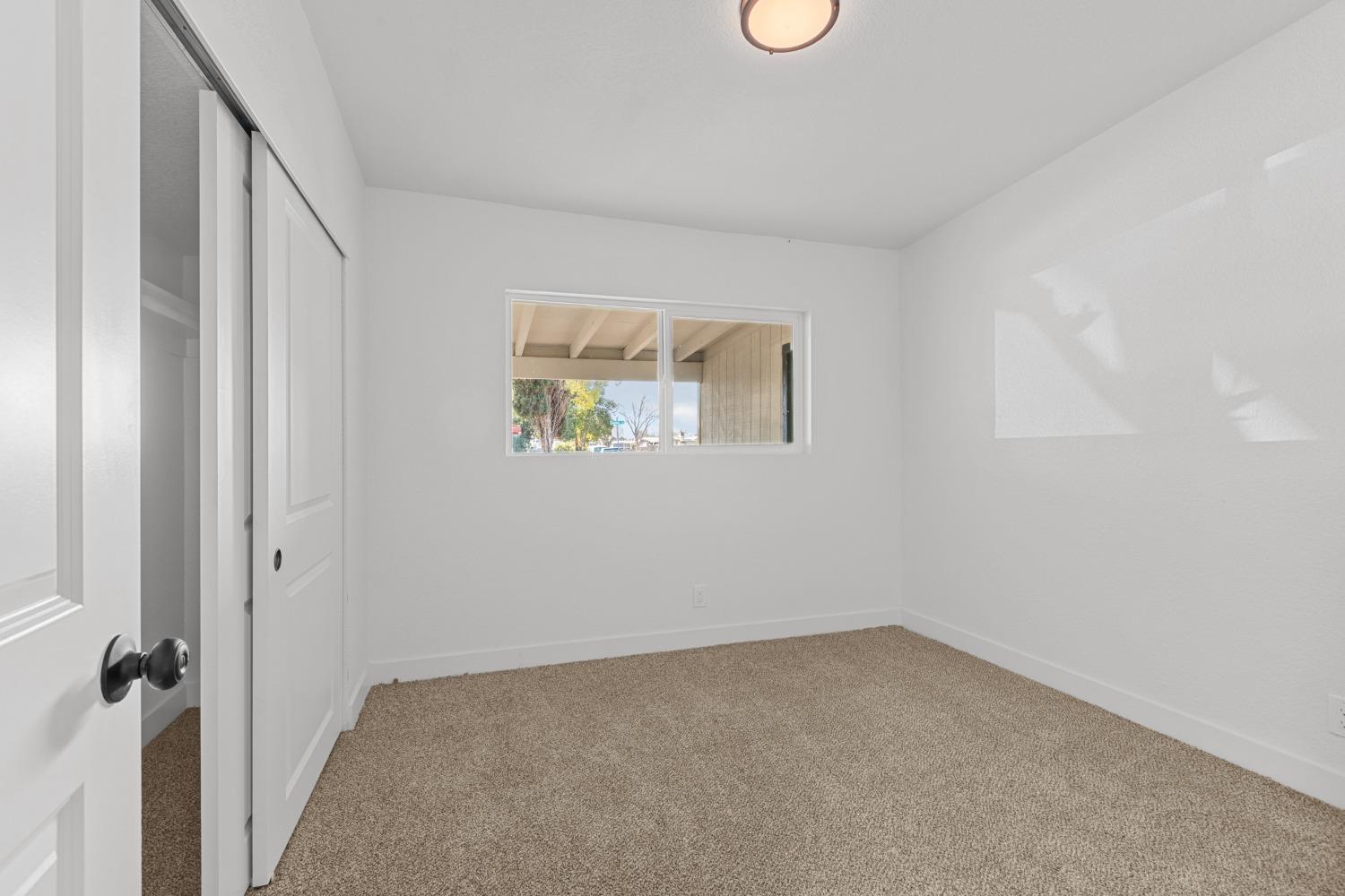 Cummins Way, West Sacramento, California image 25
