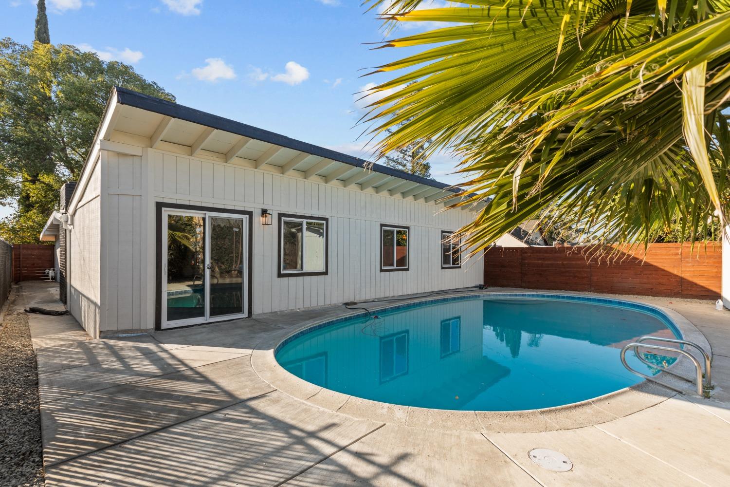 Cummins Way, West Sacramento, California image 6