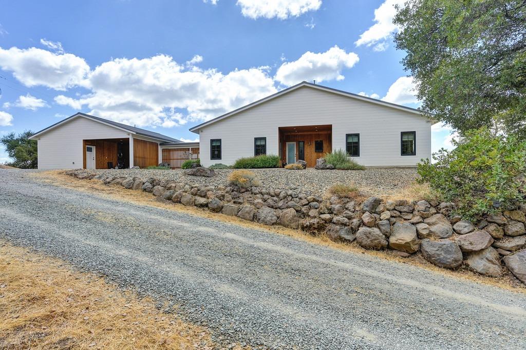 Detail Gallery Image 2 of 97 For 17041 Hale Rd, Fiddletown,  CA 95629 - 3 Beds | 3 Baths