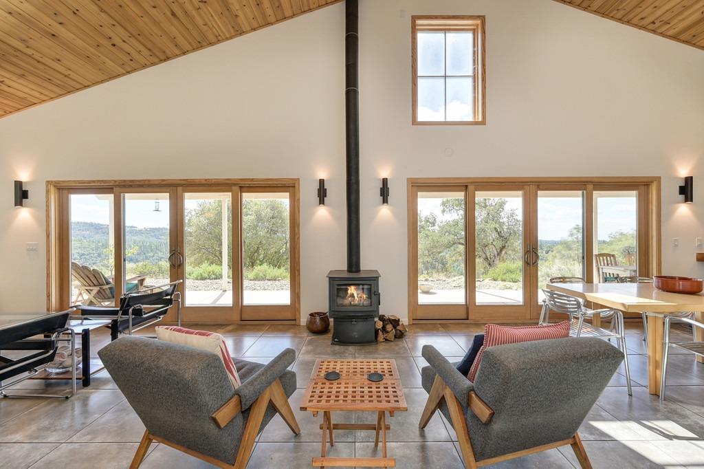 Detail Gallery Image 10 of 97 For 17041 Hale Rd, Fiddletown,  CA 95629 - 3 Beds | 3 Baths