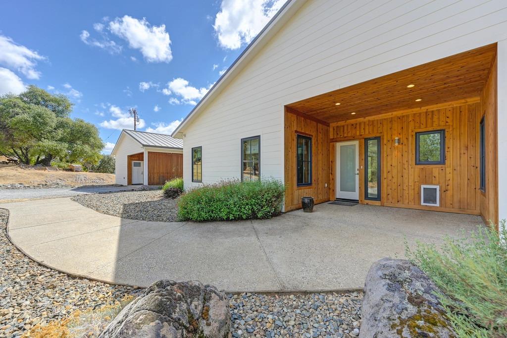 Detail Gallery Image 7 of 97 For 17041 Hale Rd, Fiddletown,  CA 95629 - 3 Beds | 3 Baths