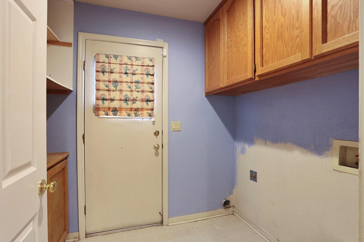 Detail Gallery Image 21 of 51 For 3422 Gail Ct, Stockton,  CA 95206 - 4 Beds | 2/1 Baths