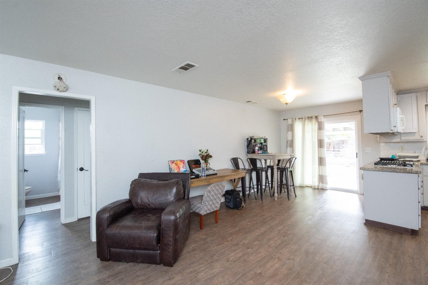 Detail Gallery Image 18 of 20 For 1612 Glenwood Dr, Modesto,  CA 95350 - 2 Beds | 1 Baths