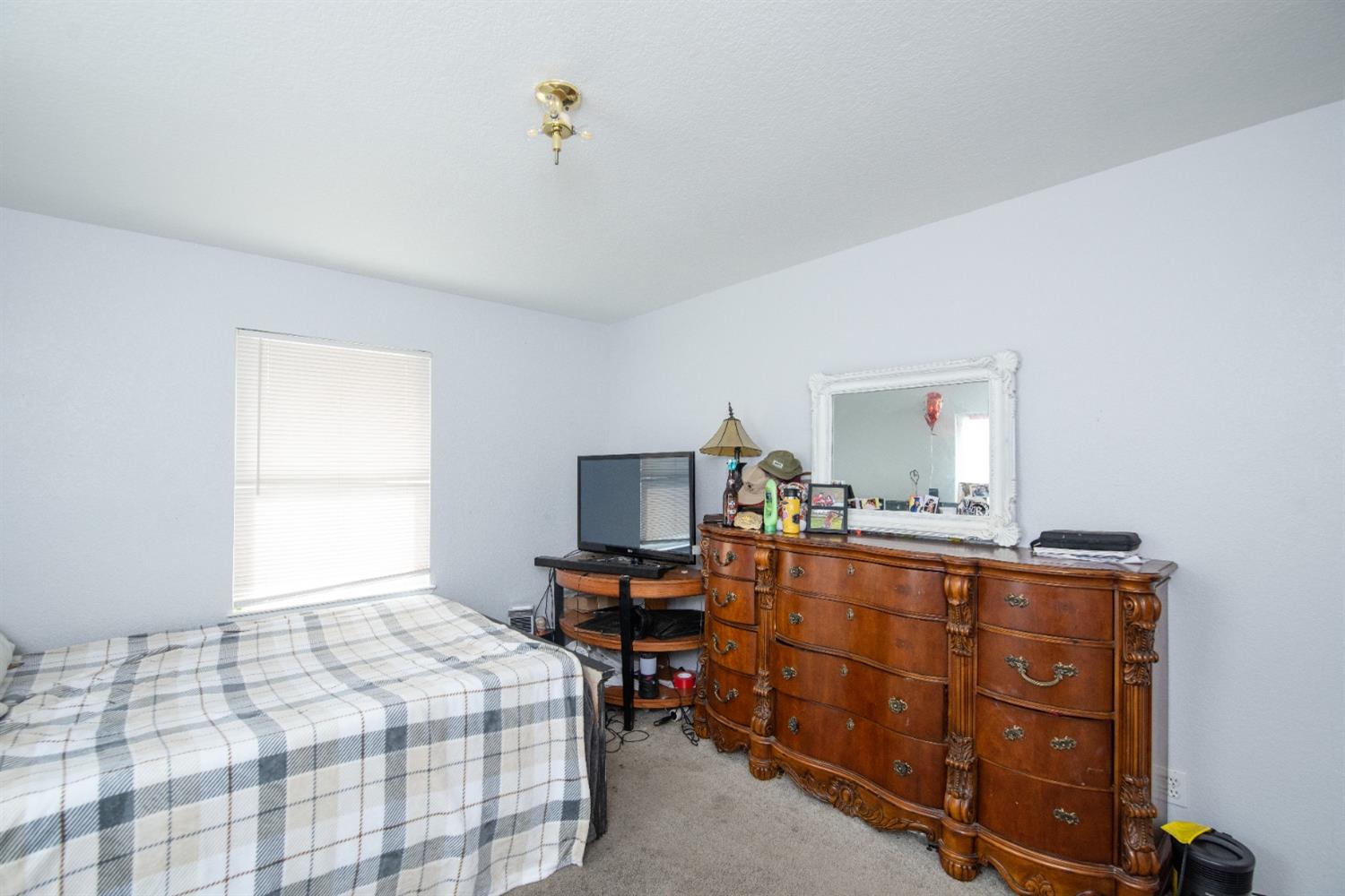 Detail Gallery Image 11 of 20 For 1612 Glenwood Dr, Modesto,  CA 95350 - 2 Beds | 1 Baths