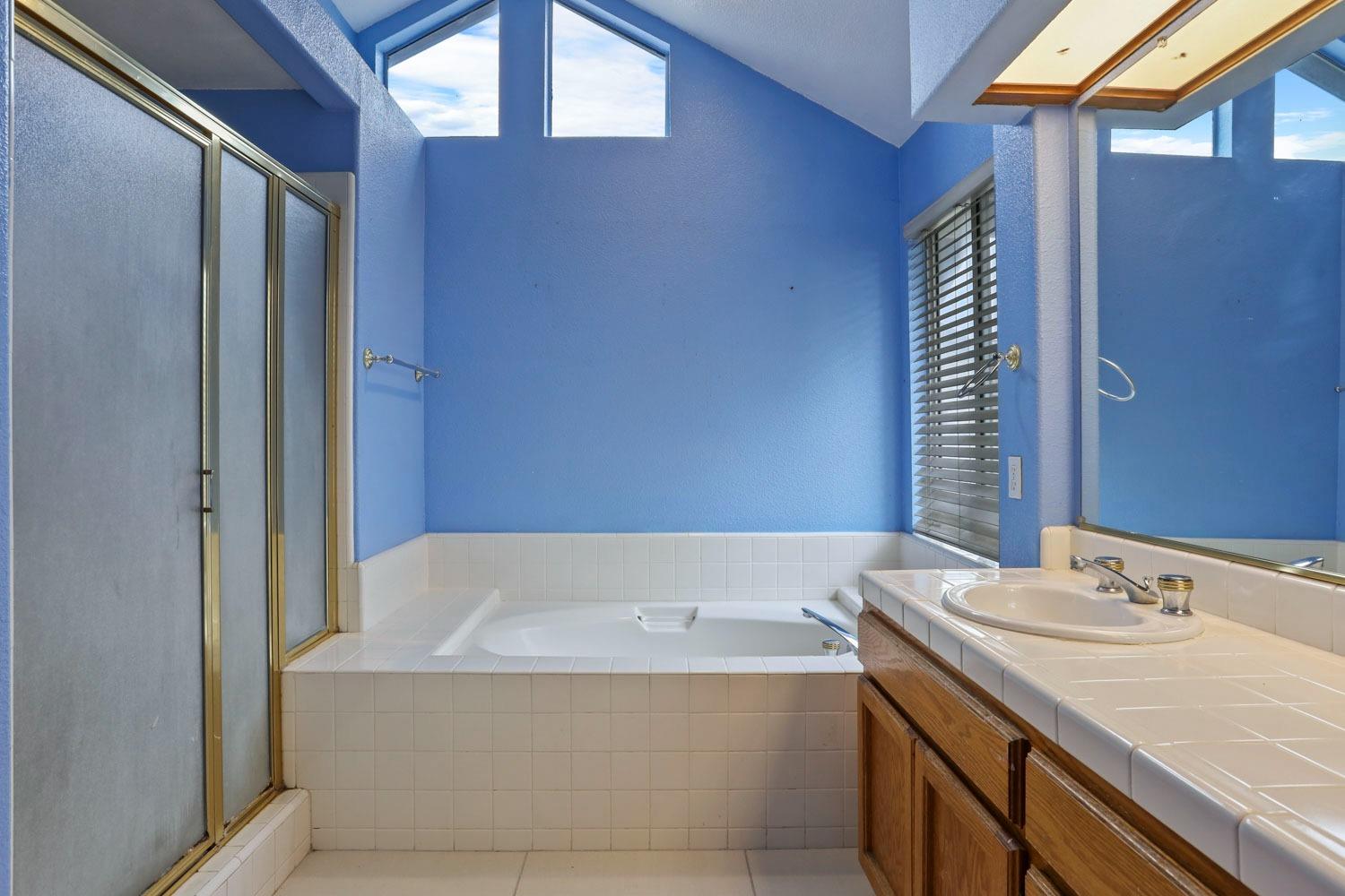 Detail Gallery Image 28 of 51 For 3422 Gail Ct, Stockton,  CA 95206 - 4 Beds | 2/1 Baths