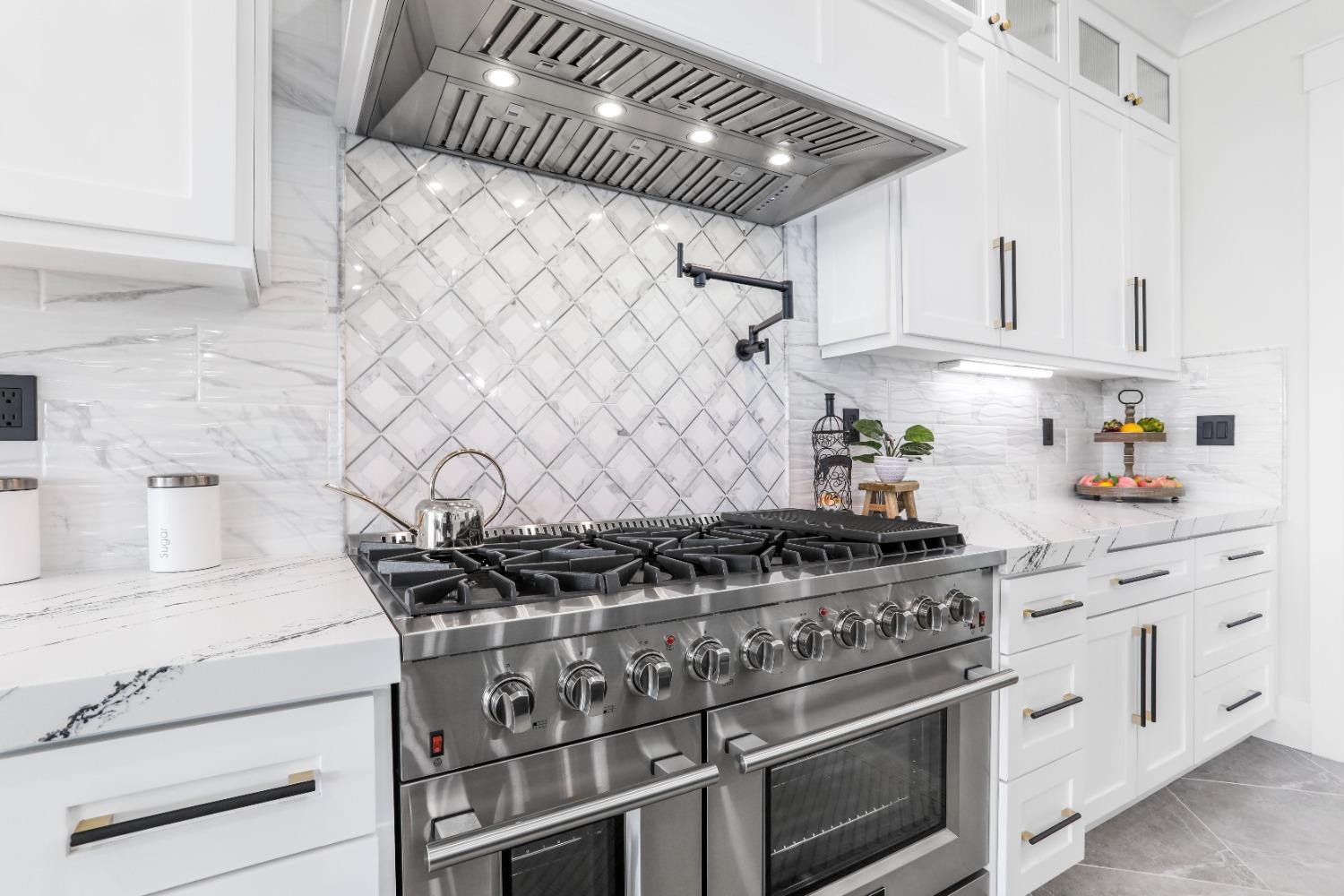 Detail Gallery Image 20 of 74 For 18163 S Carrolton Ave, Ripon,  CA 95366 - 4 Beds | 4/1 Baths