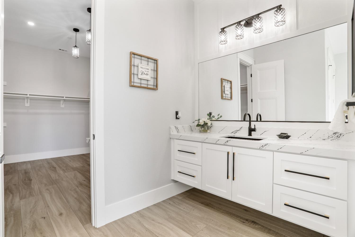 Detail Gallery Image 35 of 74 For 18163 S Carrolton Ave, Ripon,  CA 95366 - 4 Beds | 4/1 Baths