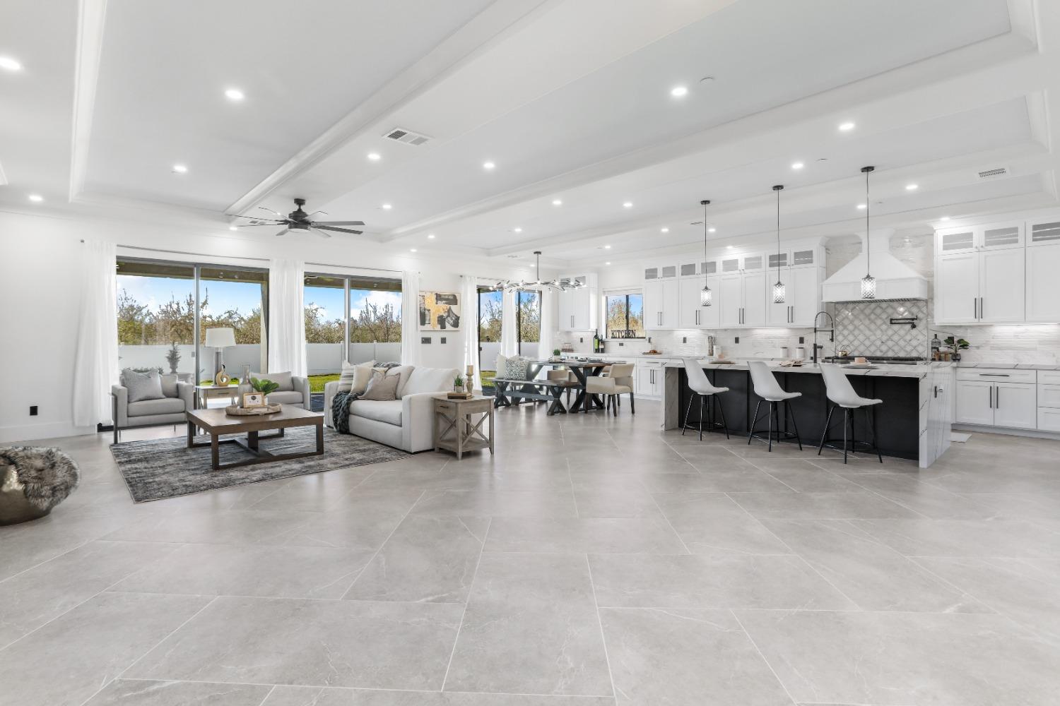 Detail Gallery Image 19 of 74 For 18163 S Carrolton Ave, Ripon,  CA 95366 - 4 Beds | 4/1 Baths