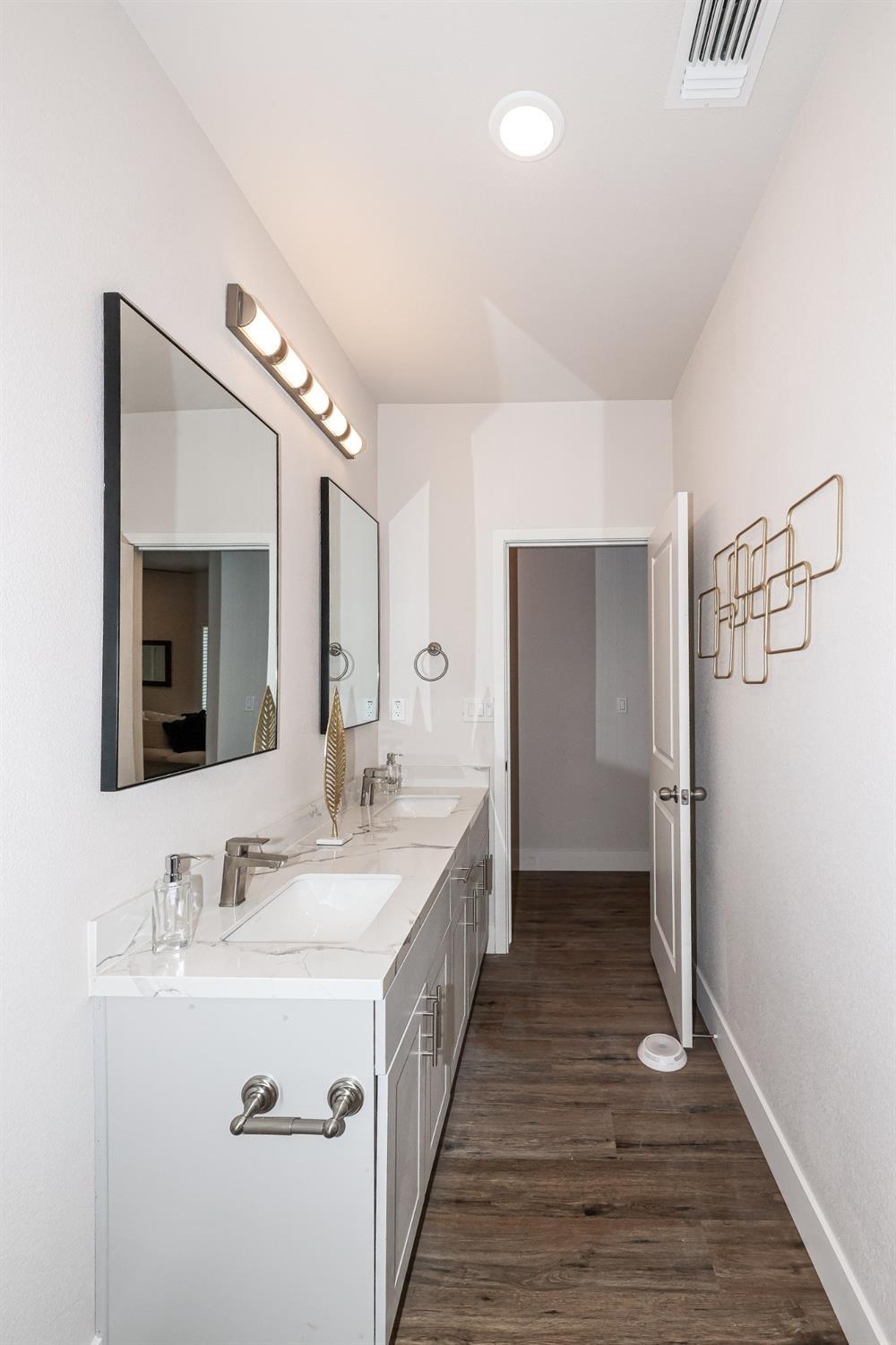 Detail Gallery Image 14 of 19 For 1415 Villa Way, Modesto,  CA 95351 - 3 Beds | 2 Baths