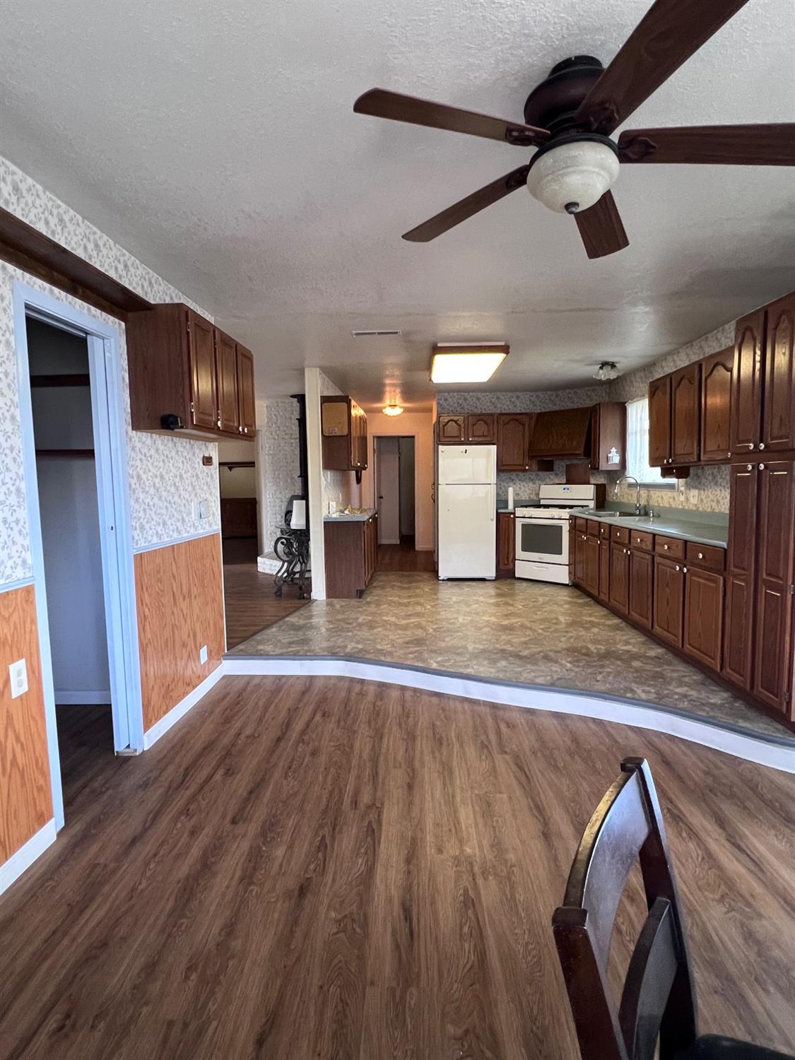 Detail Gallery Image 7 of 27 For 30000 Kasson Rd #2K17,  Tracy,  CA 95304 - 2 Beds | 1/1 Baths
