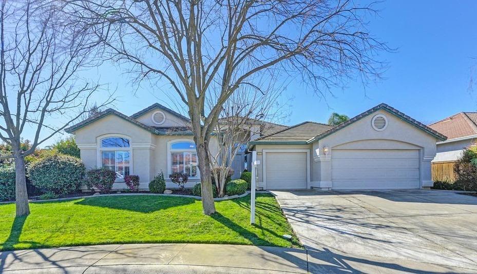 Detail Gallery Image 1 of 1 For 10242 Maruyama Ct, Sacramento,  CA 95829 - 4 Beds | 2/1 Baths