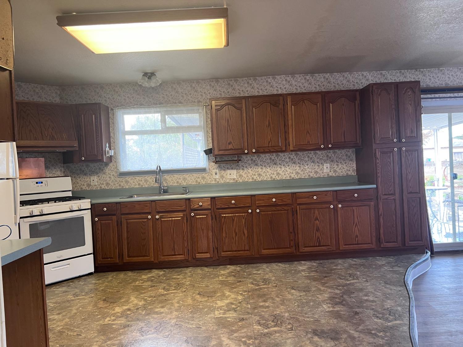 Detail Gallery Image 5 of 27 For 30000 Kasson Rd #2K17,  Tracy,  CA 95304 - 2 Beds | 1/1 Baths