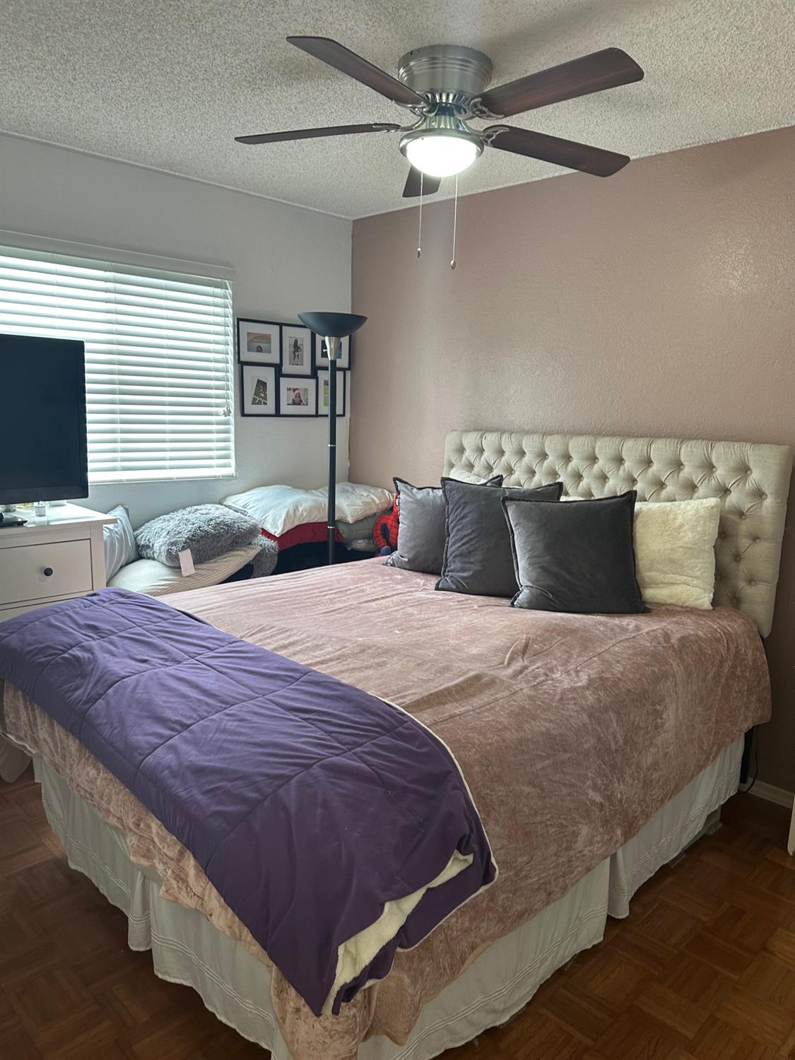 Detail Gallery Image 2 of 17 For 208 Arbor Crest Way, Sacramento,  CA 95838 - 3 Beds | 2 Baths