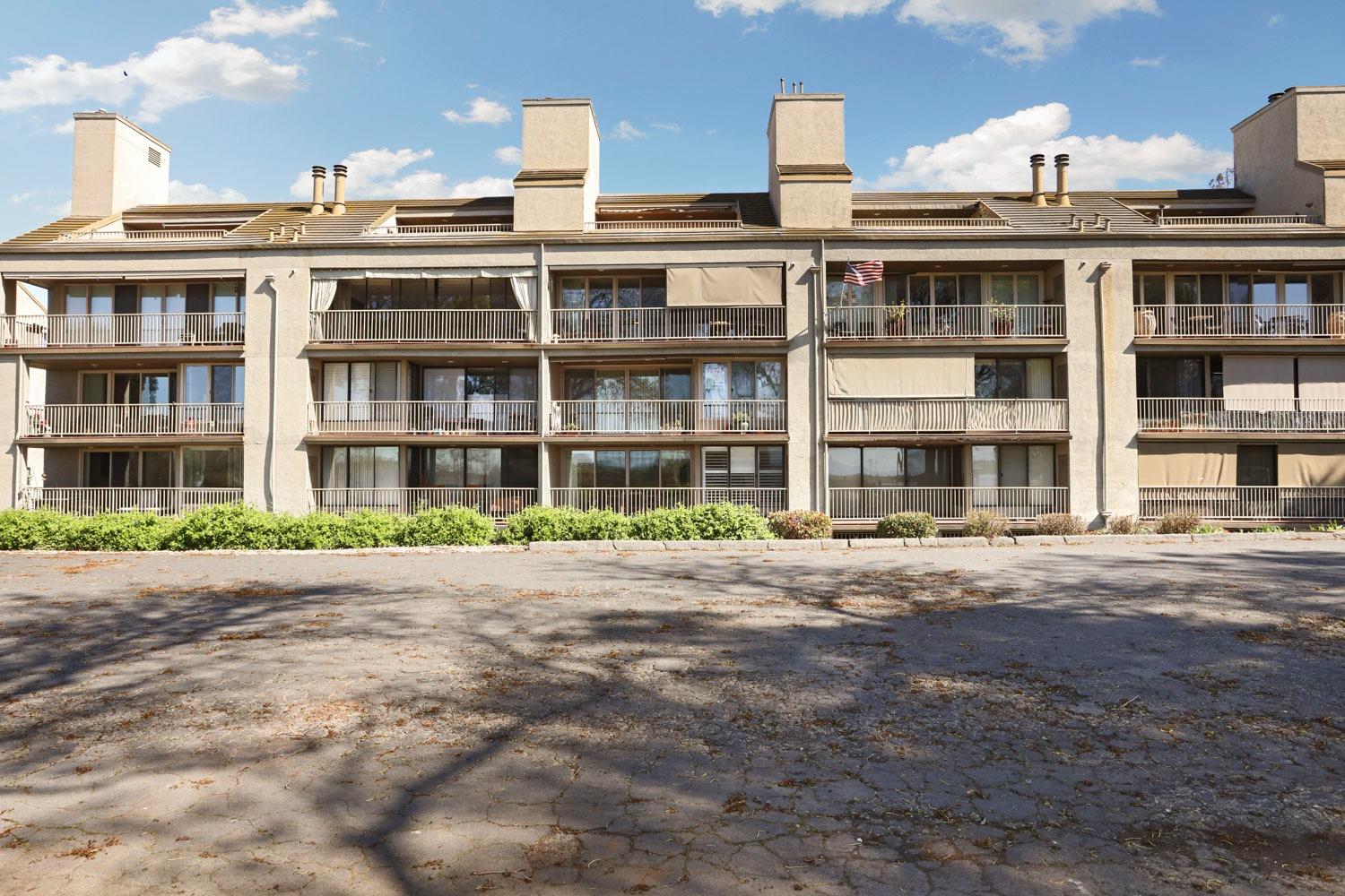 Detail Gallery Image 77 of 94 For 6669 Embarcadero Dr #10,  Stockton,  CA 95219 - 2 Beds | 2 Baths