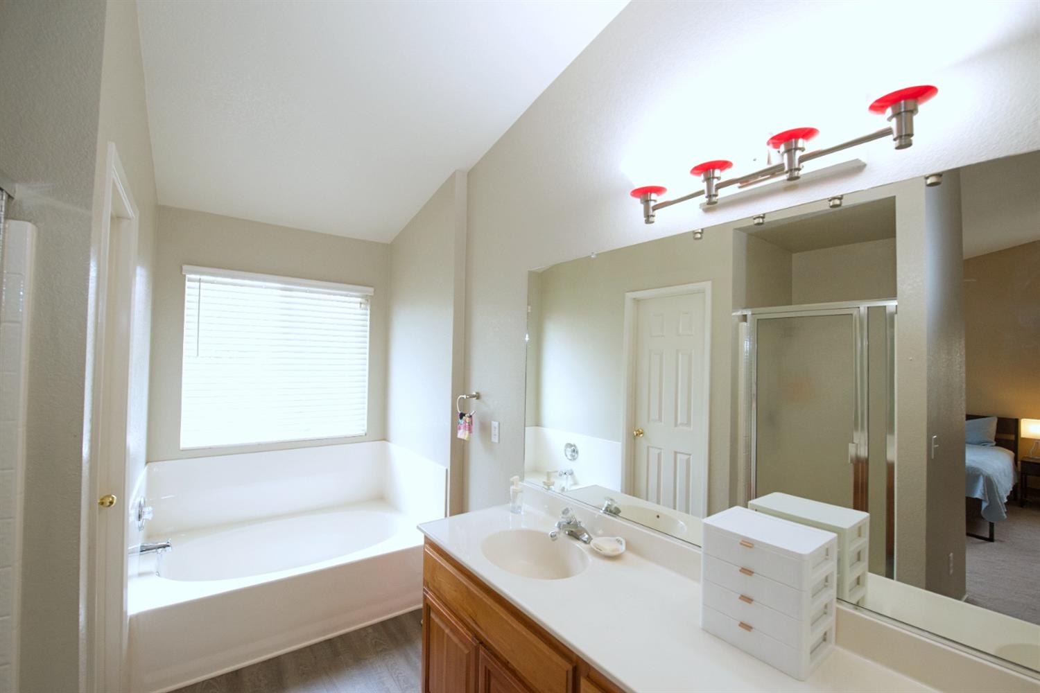 Detail Gallery Image 15 of 29 For 4312 Mondavi Ct, Stockton,  CA 95206 - 3 Beds | 2 Baths