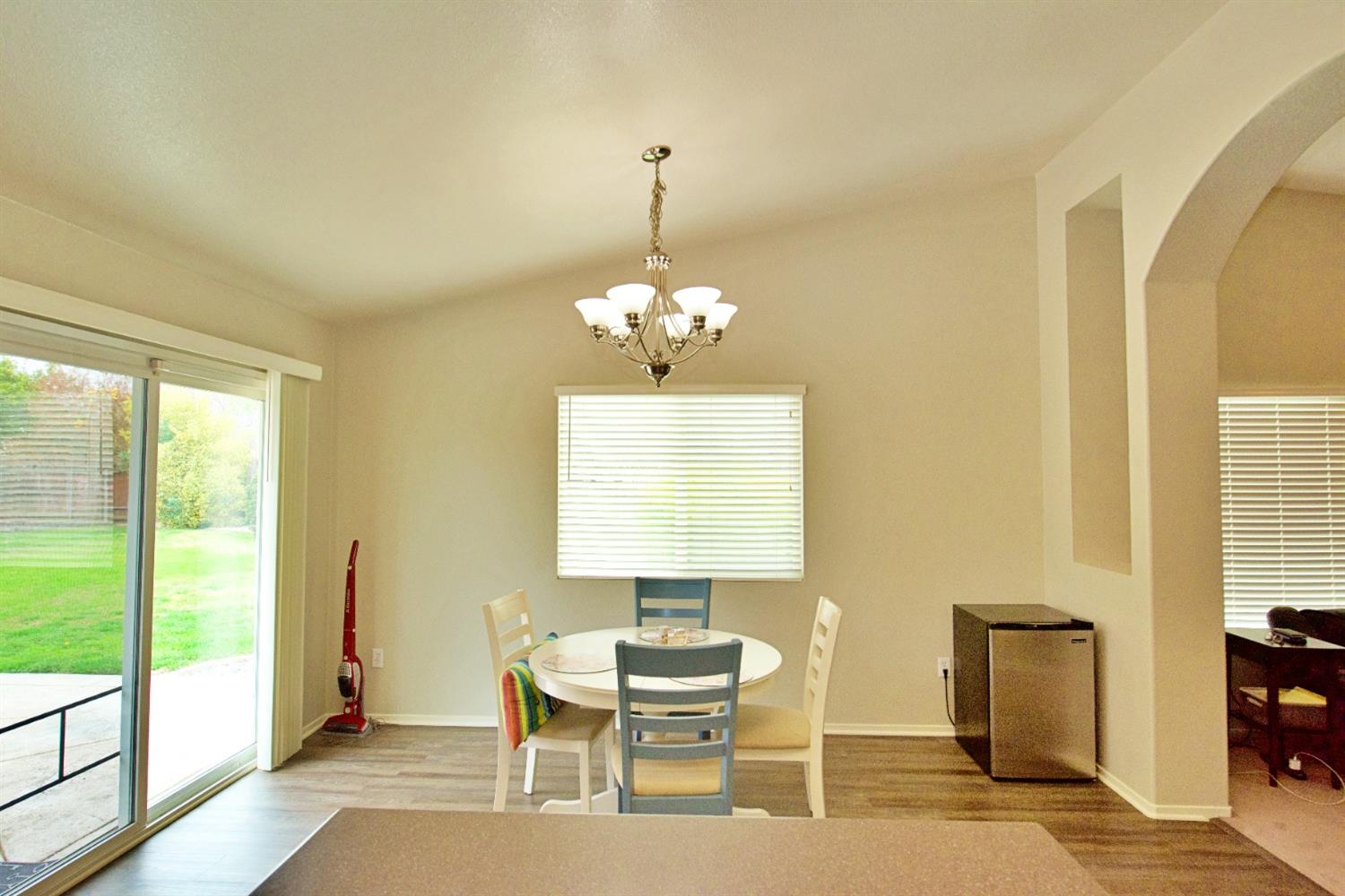 Detail Gallery Image 13 of 29 For 4312 Mondavi Ct, Stockton,  CA 95206 - 3 Beds | 2 Baths