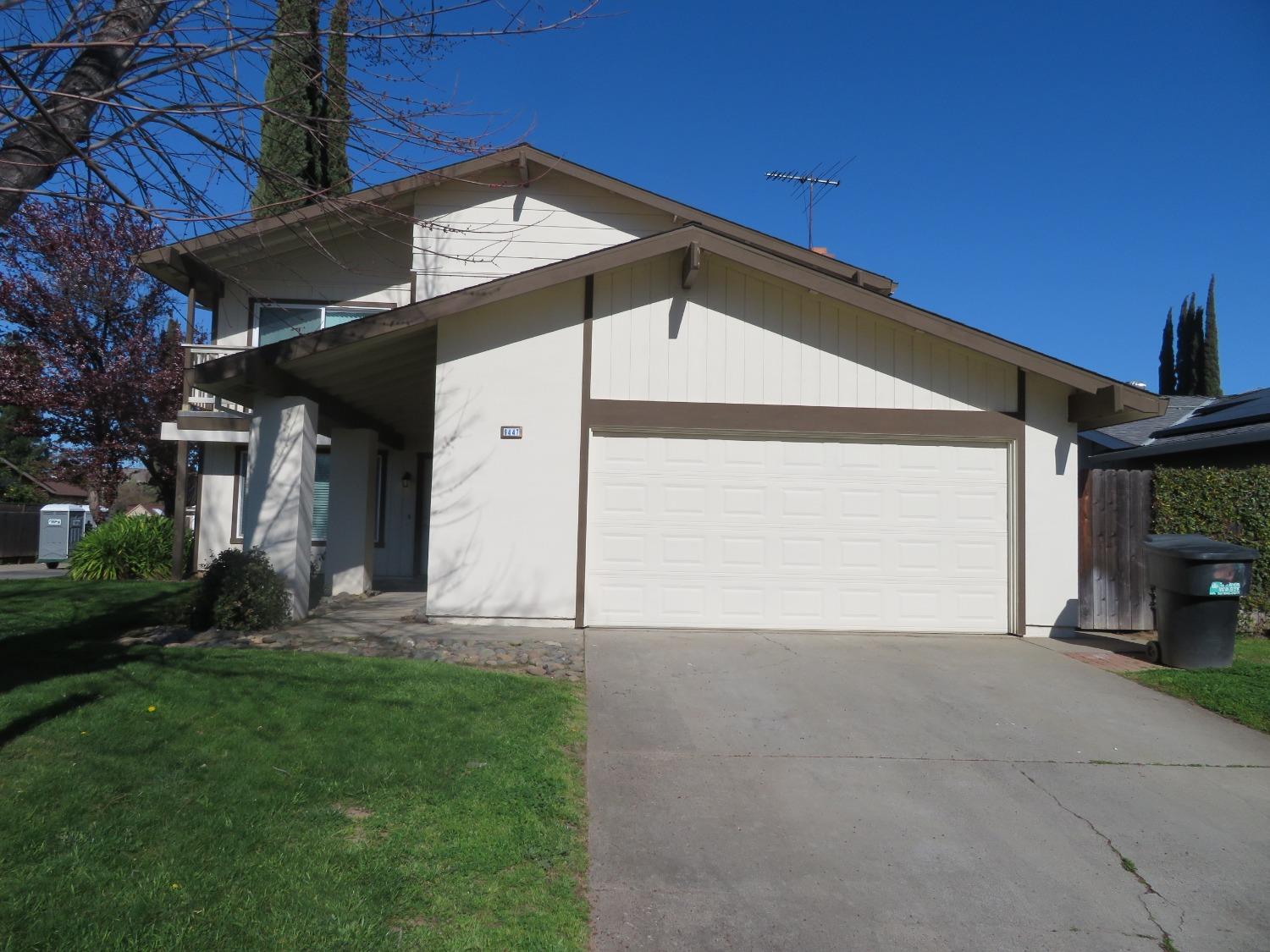 Detail Gallery Image 1 of 1 For 9447 Fort Worth Way, Sacramento,  CA 95827 - 4 Beds | 2/1 Baths