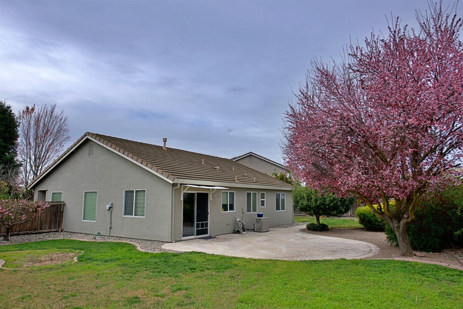 Detail Gallery Image 26 of 29 For 4312 Mondavi Ct, Stockton,  CA 95206 - 3 Beds | 2 Baths