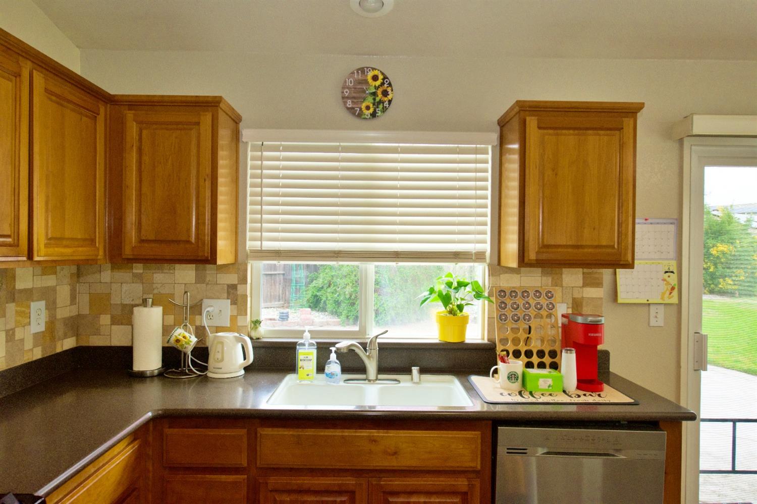 Detail Gallery Image 12 of 29 For 4312 Mondavi Ct, Stockton,  CA 95206 - 3 Beds | 2 Baths