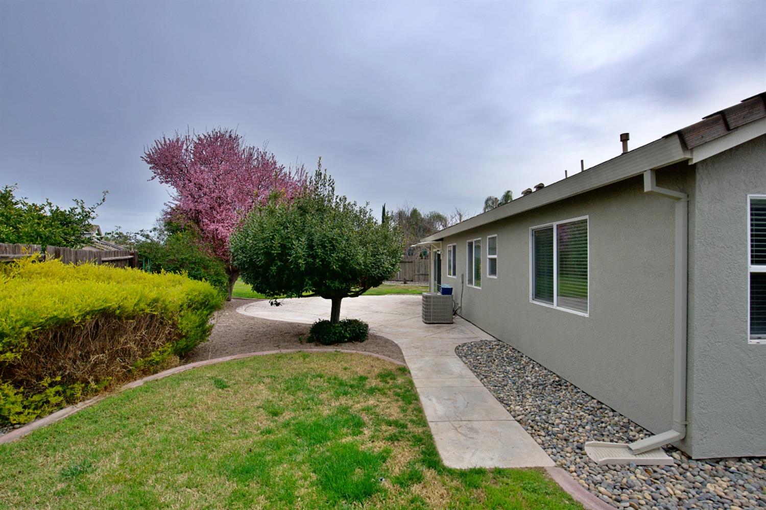 Detail Gallery Image 23 of 29 For 4312 Mondavi Ct, Stockton,  CA 95206 - 3 Beds | 2 Baths