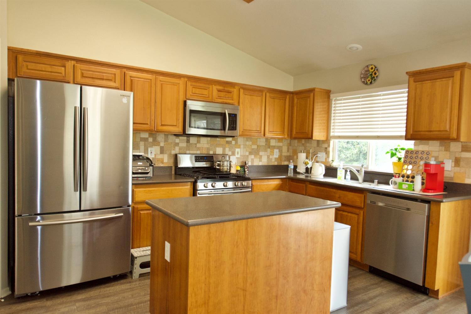 Detail Gallery Image 11 of 29 For 4312 Mondavi Ct, Stockton,  CA 95206 - 3 Beds | 2 Baths