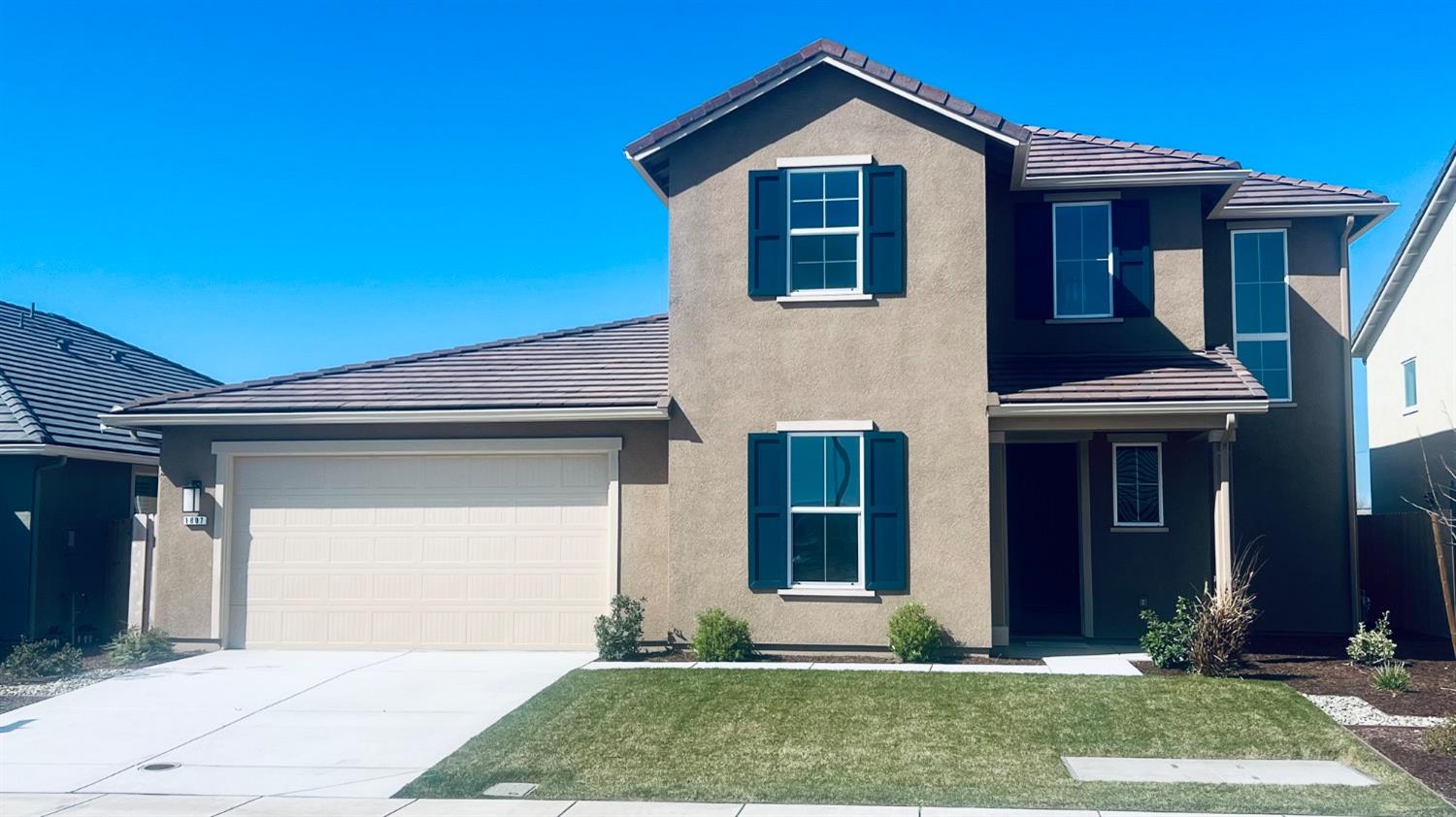 Detail Gallery Image 1 of 29 For 1807 Birdie Ave, Manteca,  CA 95337 - 4 Beds | 2/1 Baths