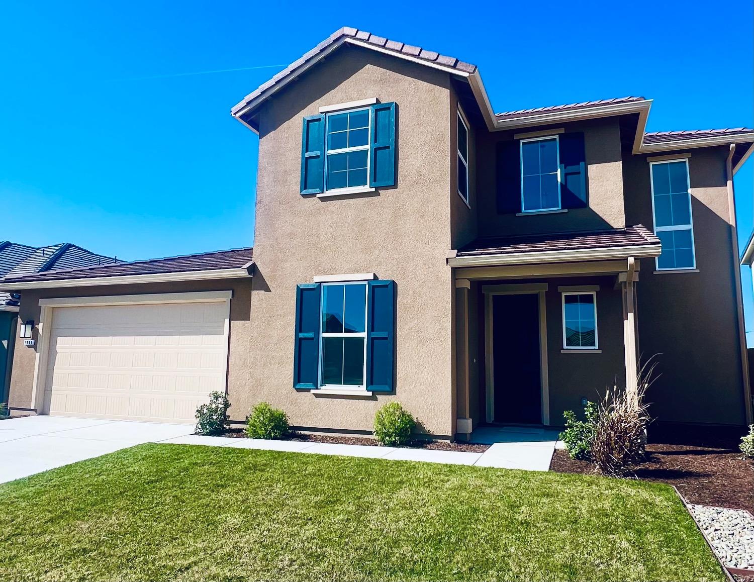 Detail Gallery Image 2 of 29 For 1807 Birdie Ave, Manteca,  CA 95337 - 4 Beds | 2/1 Baths