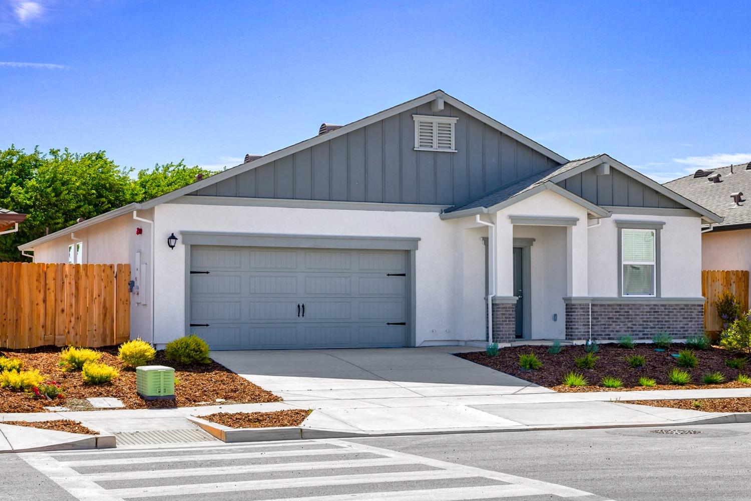 Detail Gallery Image 2 of 16 For 6691 Snedigar Rd, Riverbank,  CA 95367 - 4 Beds | 2 Baths