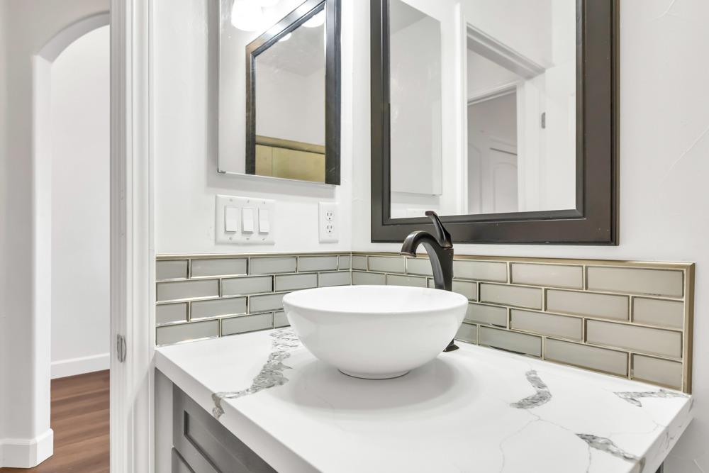 Detail Gallery Image 10 of 82 For 32852 S River Rd, Clarksburg,  CA 95612 - 3 Beds | 3/1 Baths