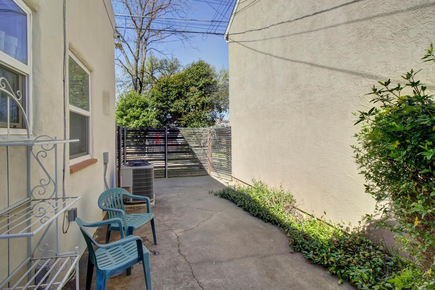 Detail Gallery Image 57 of 59 For 1552 37th St, Sacramento,  CA 95816 - – Beds | – Baths