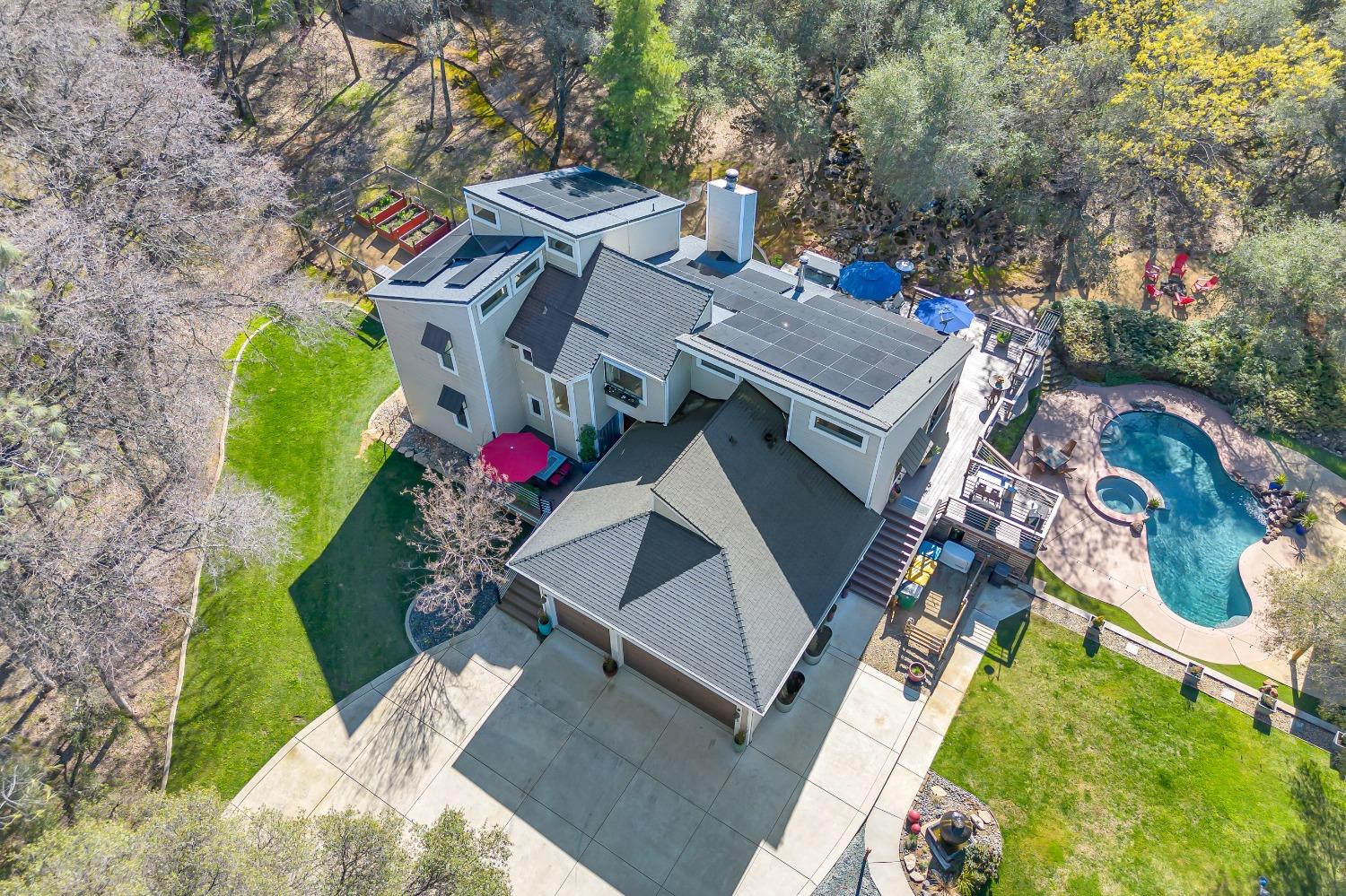 Detail Gallery Image 1 of 1 For 3940 Welker Ln, Shingle Springs,  CA 95682 - 3 Beds | 3/1 Baths