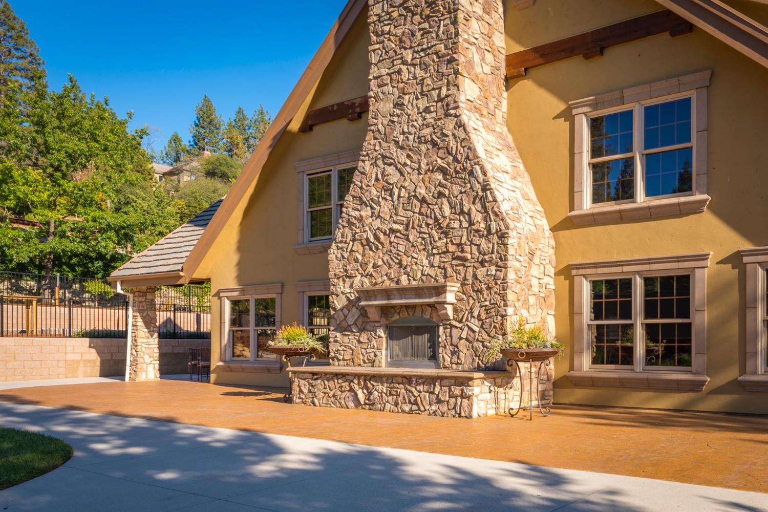 Detail Gallery Image 61 of 72 For 1412 Lodge View Dr, Meadow Vista,  CA 95722 - 4 Beds | 3 Baths