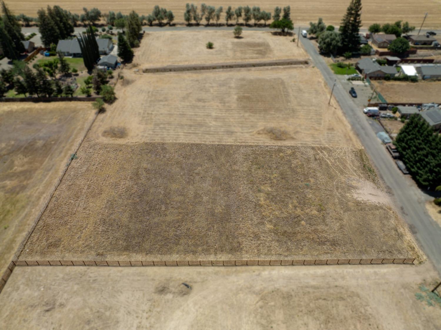 Myrtle Avenue, Merced, California image 3