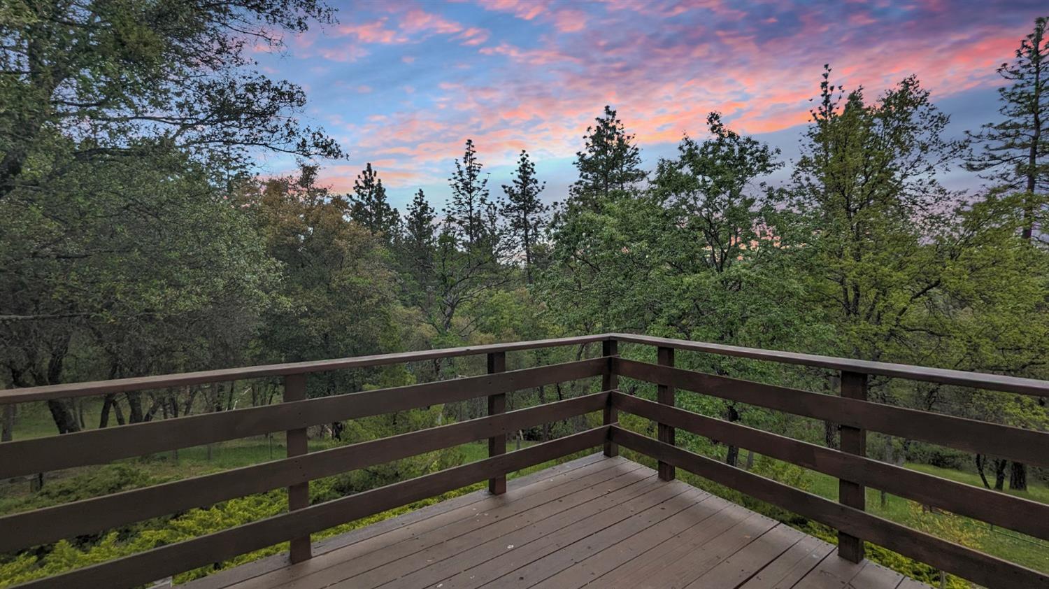 Detail Gallery Image 34 of 88 For 8209 Mountain Meadow Dr, Mountain Ranch,  CA 95246 - 3 Beds | 2/1 Baths