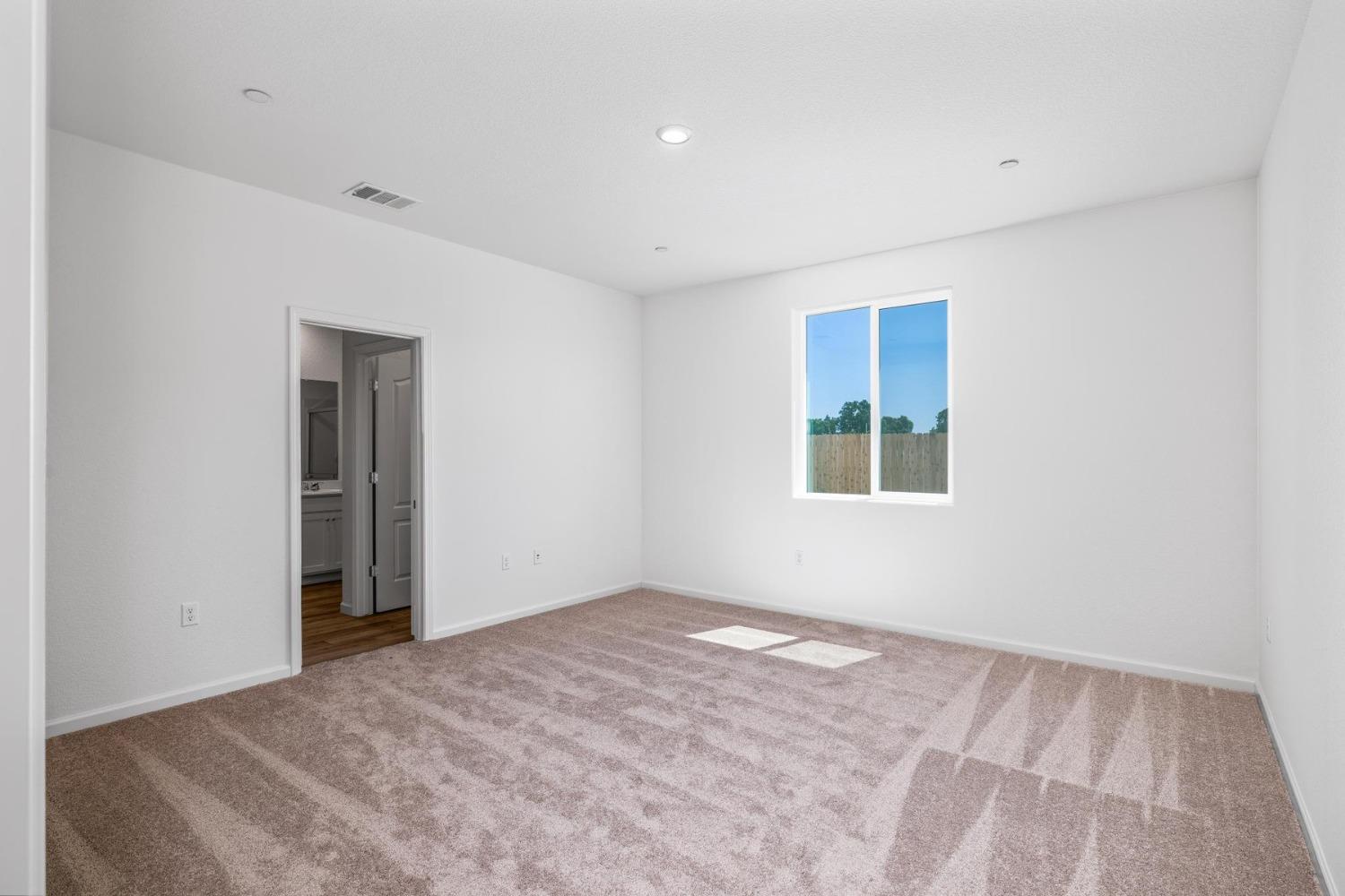Detail Gallery Image 11 of 16 For 6691 Snedigar Rd, Riverbank,  CA 95367 - 4 Beds | 2 Baths