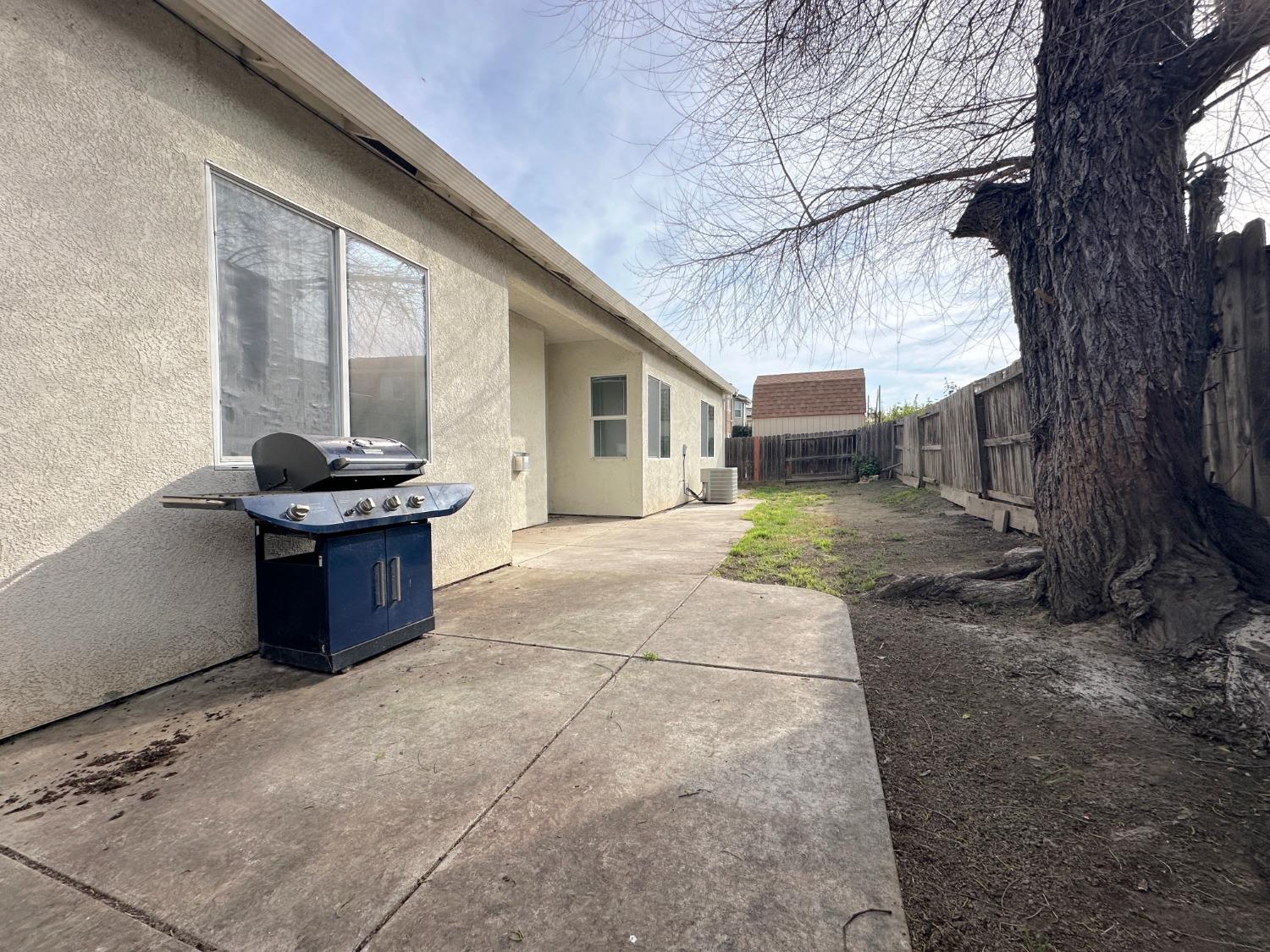 Black Rose Lane, Stockton, California image 26