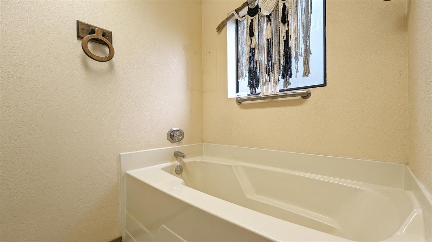 Detail Gallery Image 37 of 88 For 8209 Mountain Meadow Dr, Mountain Ranch,  CA 95246 - 3 Beds | 2/1 Baths