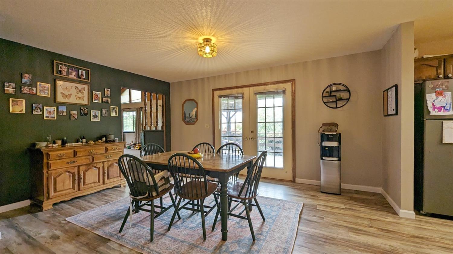 Detail Gallery Image 19 of 88 For 8209 Mountain Meadow Dr, Mountain Ranch,  CA 95246 - 3 Beds | 2/1 Baths