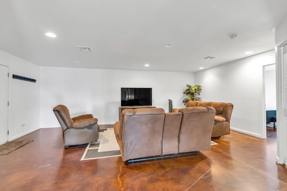 Detail Gallery Image 35 of 82 For 32852 S River Rd, Clarksburg,  CA 95612 - 3 Beds | 3/1 Baths