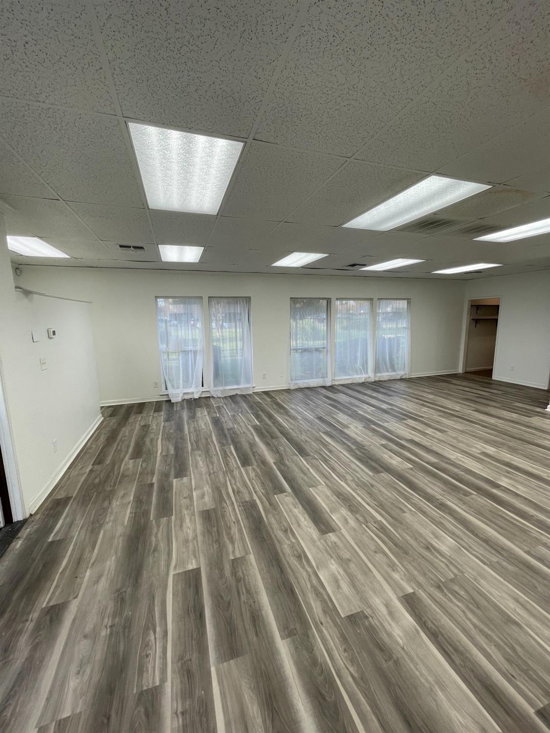 Detail Gallery Image 7 of 10 For 2027 Grand Canal Blvd #31,  Stockton,  CA 95207 - – Beds | – Baths