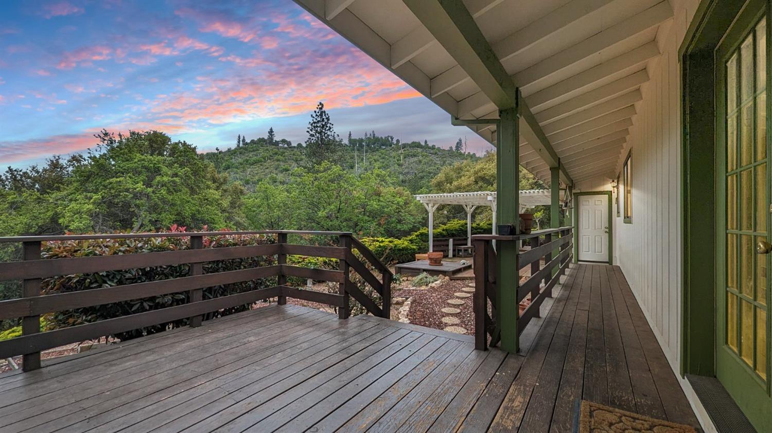 Detail Gallery Image 3 of 88 For 8209 Mountain Meadow Dr, Mountain Ranch,  CA 95246 - 3 Beds | 2/1 Baths