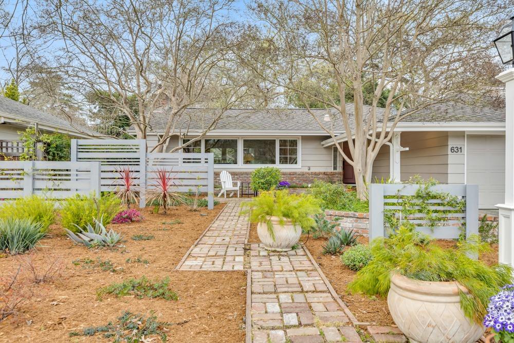 Detail Gallery Image 1 of 1 For 631 Miller Dr, Davis,  CA 95616 - 3 Beds | 2 Baths