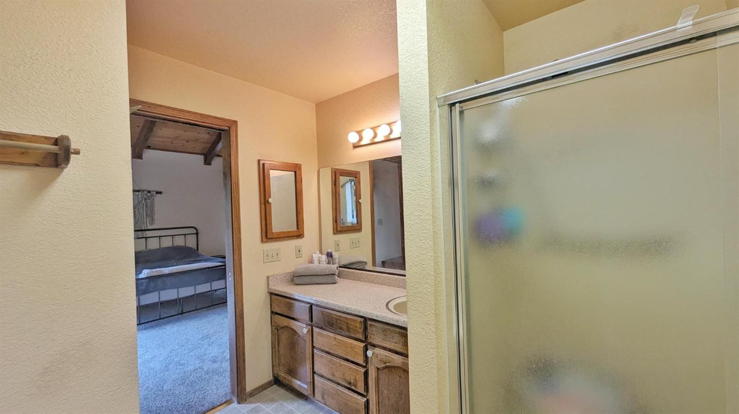 Detail Gallery Image 38 of 88 For 8209 Mountain Meadow Dr, Mountain Ranch,  CA 95246 - 3 Beds | 2/1 Baths