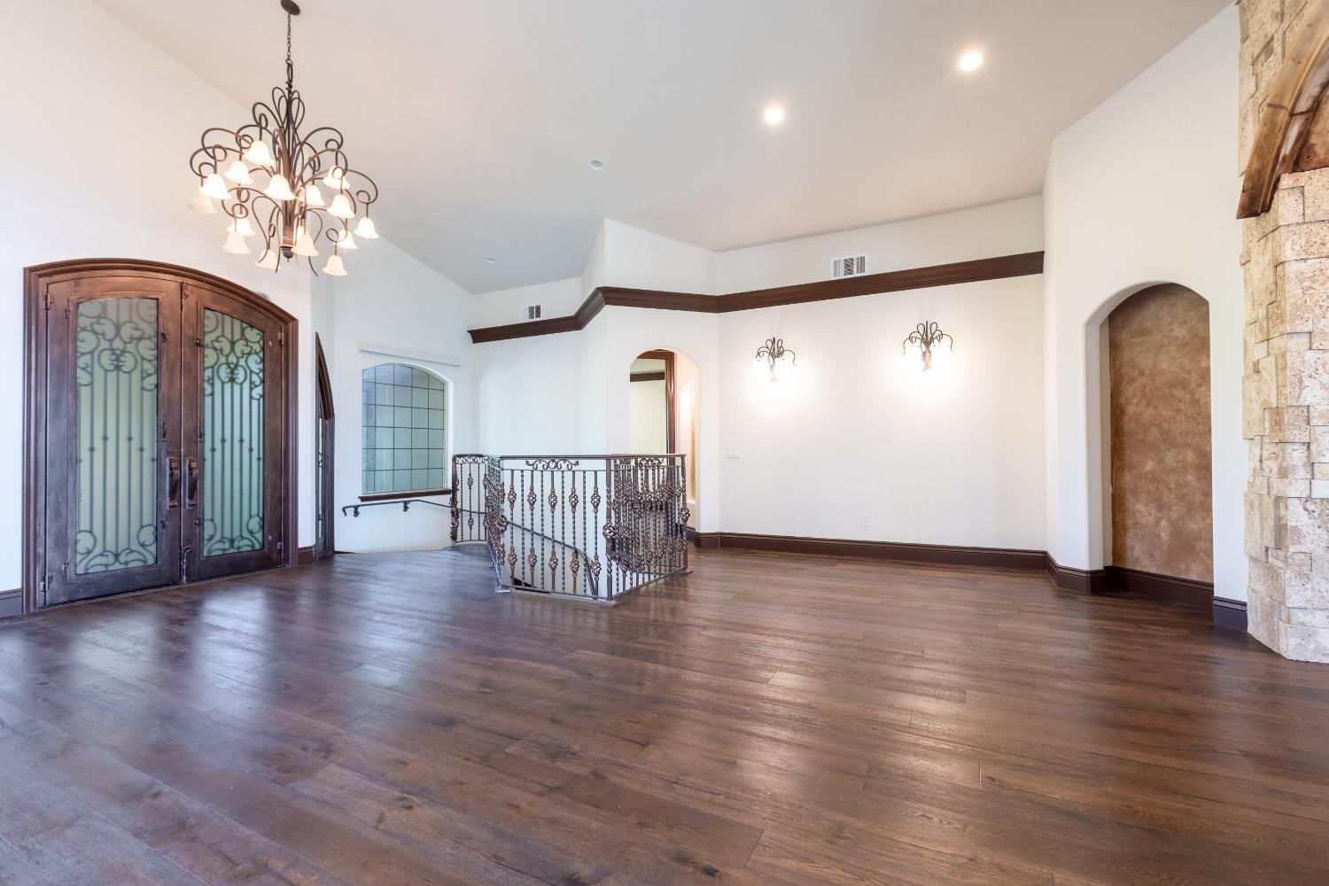 Detail Gallery Image 17 of 99 For 955 Crystal Oak Pl, Newcastle,  CA 95658 - 4 Beds | 4 Baths