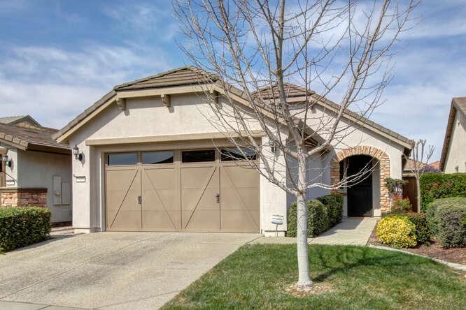 Detail Gallery Image 3 of 67 For 7605 Bloomsbury Way, Elk Grove,  CA 95757 - 2 Beds | 2 Baths