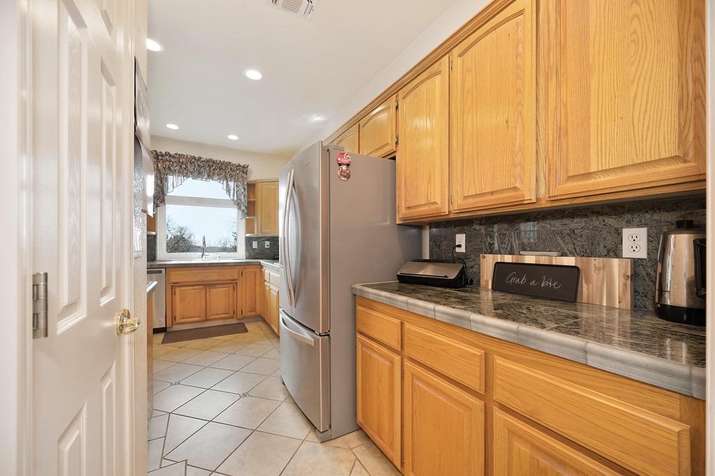 Detail Gallery Image 29 of 84 For 3690 Camino Hills Dr, Camino,  CA 95709 - 3 Beds | 2/1 Baths