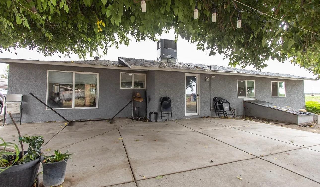 Lincoln Boulevard, Livingston, California image 5