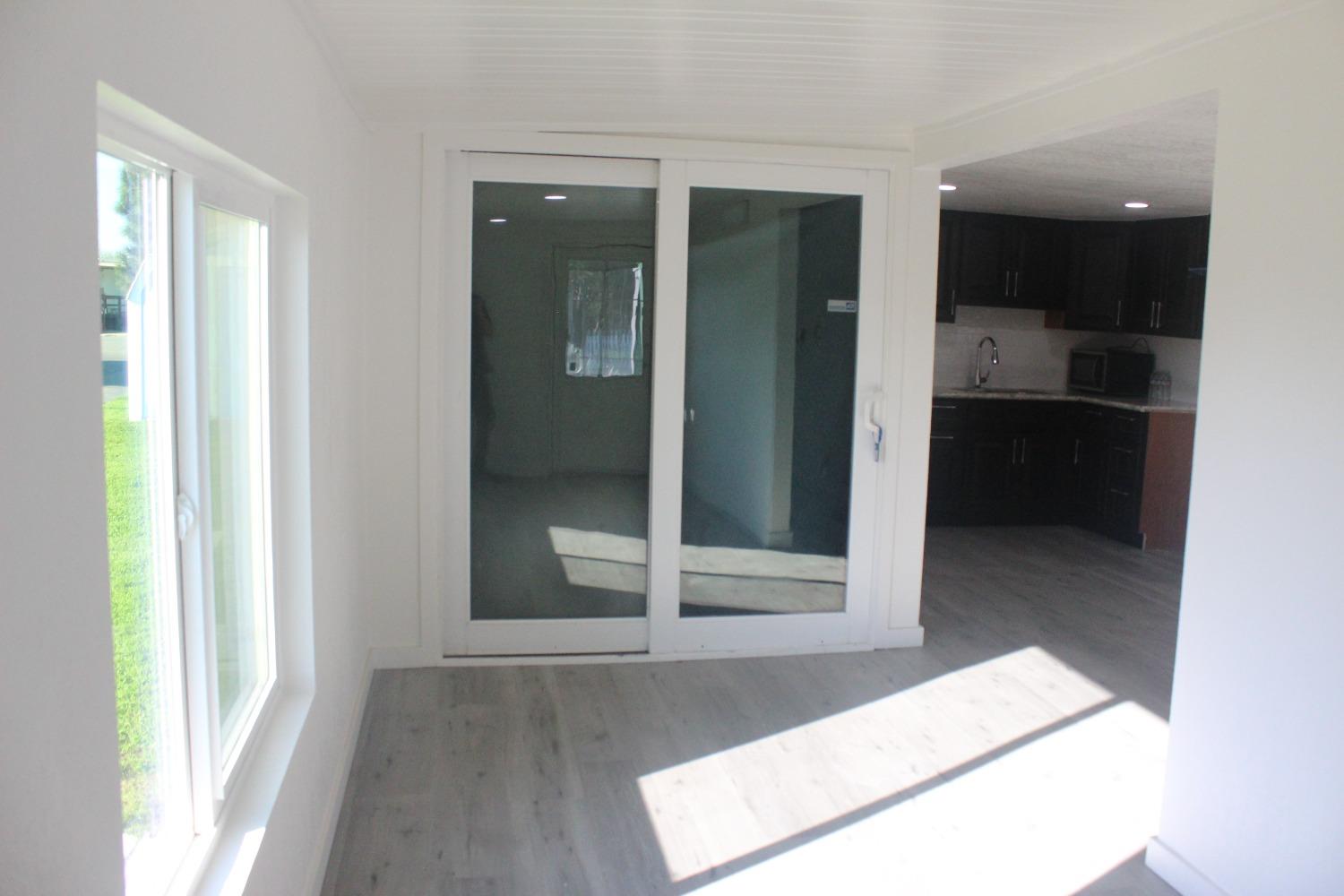 Detail Gallery Image 5 of 23 For 4449 S. Carpenter Rd B5, Modesto,  CA 95358 - 3 Beds | 1 Baths