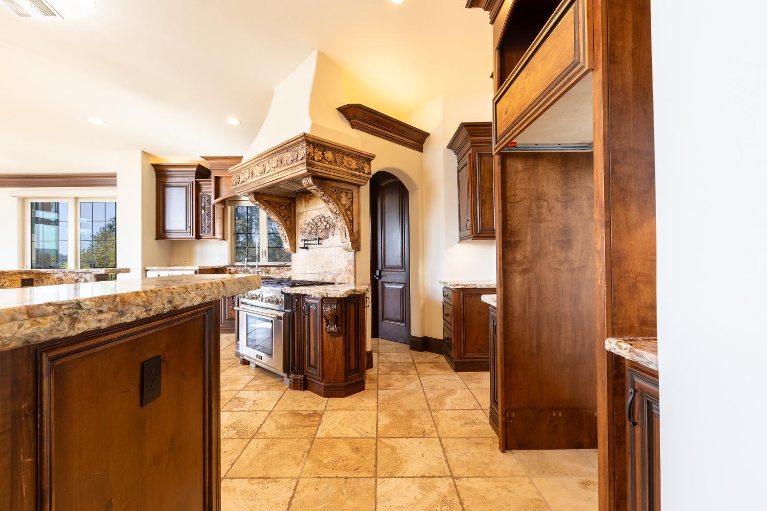 Detail Gallery Image 48 of 99 For 955 Crystal Oak Pl, Newcastle,  CA 95658 - 4 Beds | 4 Baths