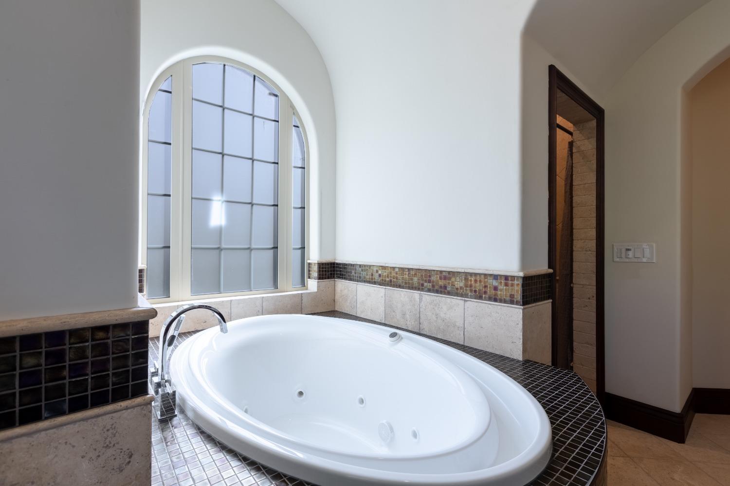 Detail Gallery Image 67 of 99 For 955 Crystal Oak Pl, Newcastle,  CA 95658 - 4 Beds | 4 Baths